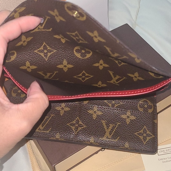 Authentic Louis Vuitton Josephine Wallet - Picture 13 of 16